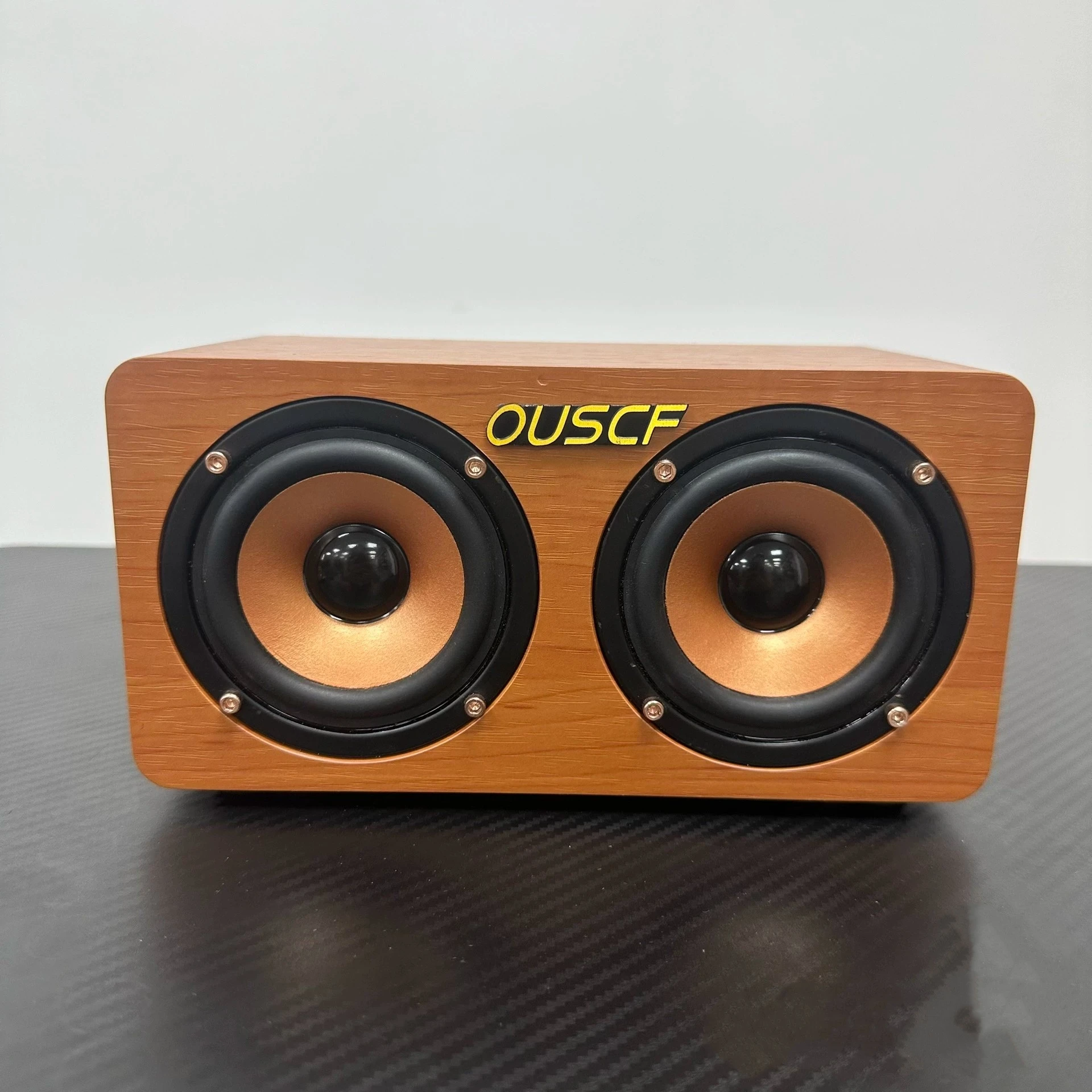 

Wooden Soundbar Bluetooth Speaker Music Acoustic System 20W HIFI Stereo Music Surround Outdoor U Disk Speaker Shocking Bass