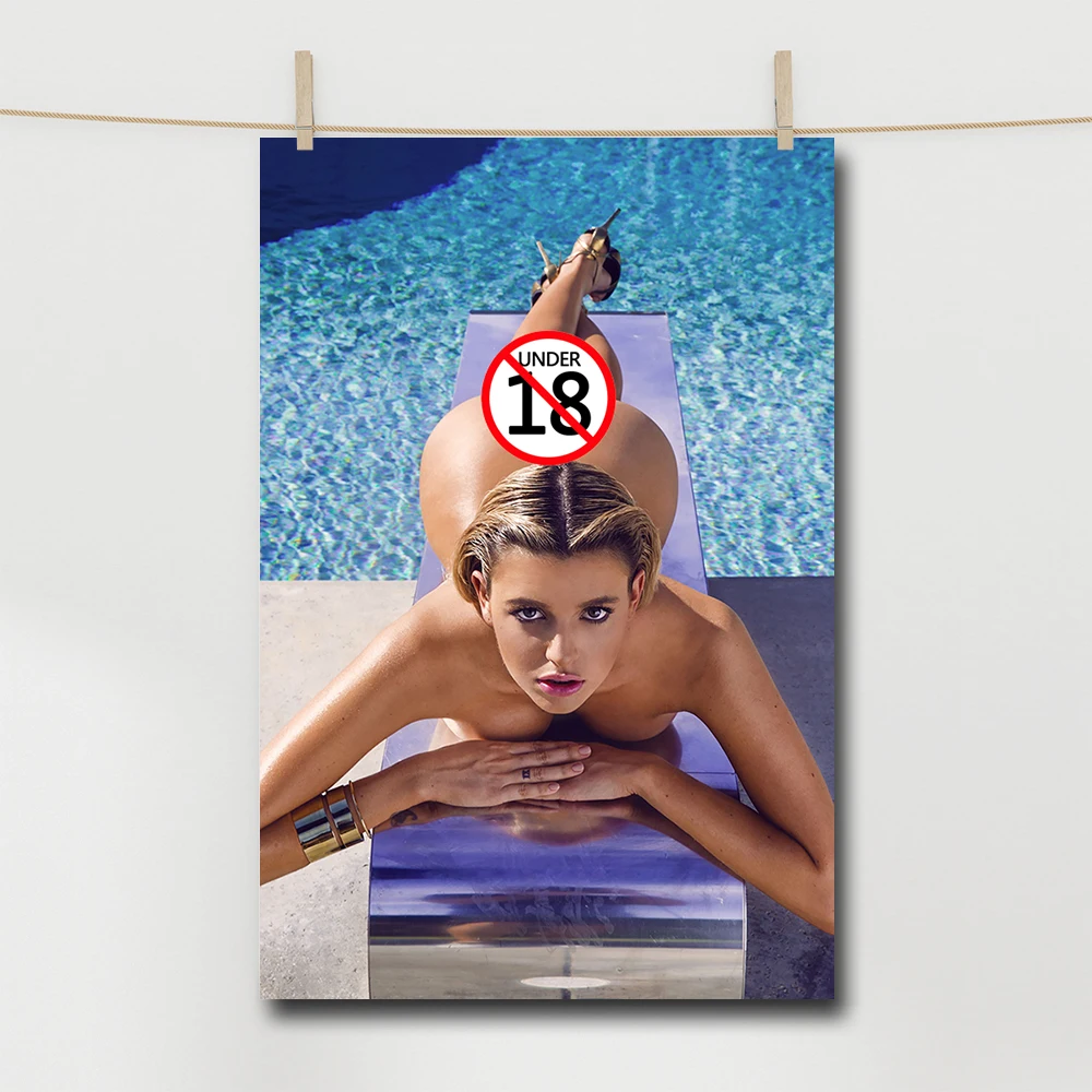 Modern Art Decorative Paintings Nude Girl by the Pool Wall Picture Canvas Posters and Prints Bedroom Home Decor