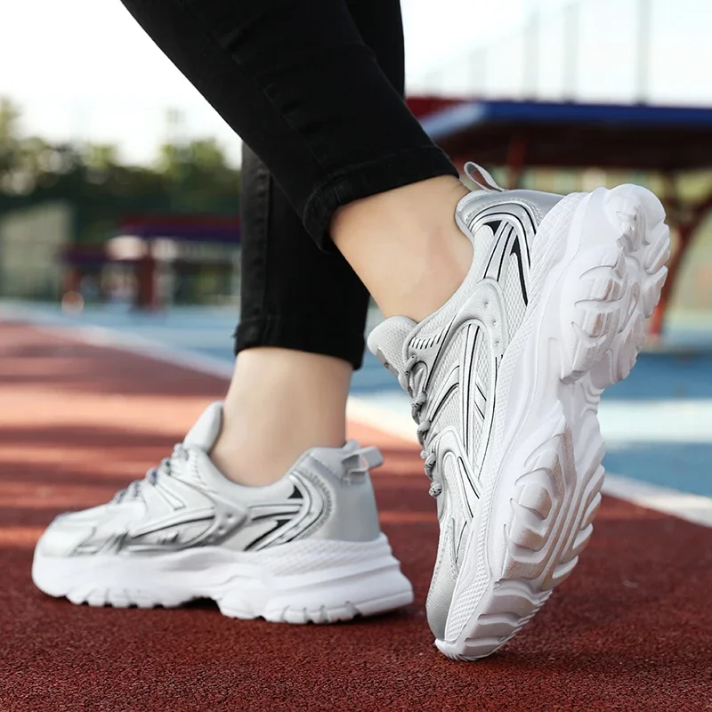 

Женская обувь с сетчатой поверхностью, однотонная лоскутная сетчатая поверхность, мягкая противоскользящая всесезонная легкая повседневная спортивная обувь на плоском каблуке