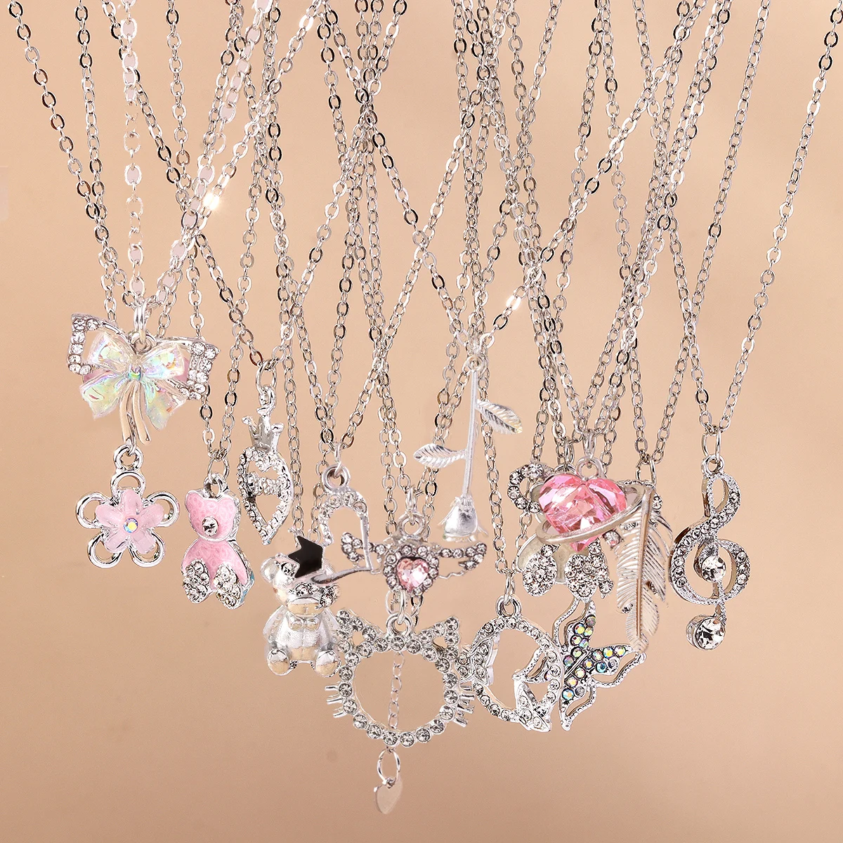 

Aihua Y2K Silver Color Crystal Flower Cat Bear Butterfly Bowknot Necklace for Women Girls Delicate Necklace Jewelry Gifts