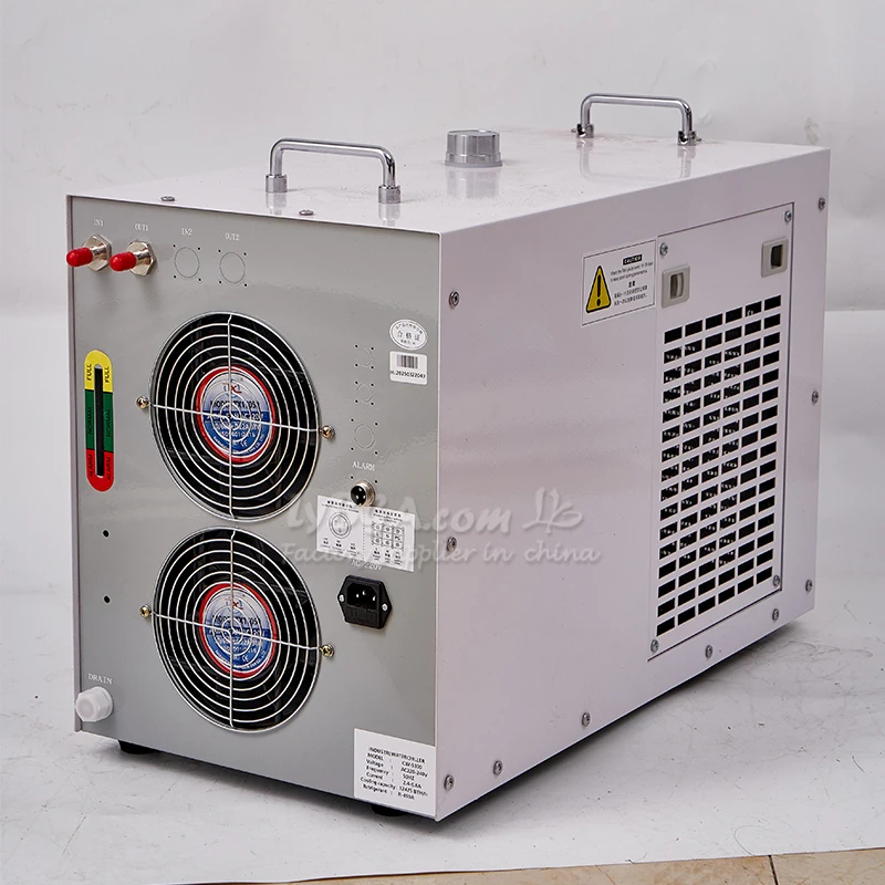 LY HLUV-2800/5300 UV LED Serie di refrigeratori Acqua fredda Capacità del serbatoio dell'acqua 8L Testa massima 15m φ10 Ugello in rame Pagoda 220V 110V