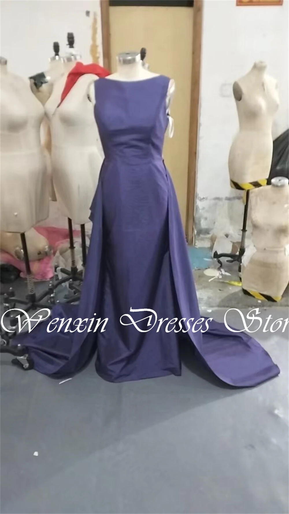 Purple Floor Length Sleeveless Straight Boat Neck Jersey Strapless Pleats Panel Train Dresses For Formal Occasions Elegant 2024