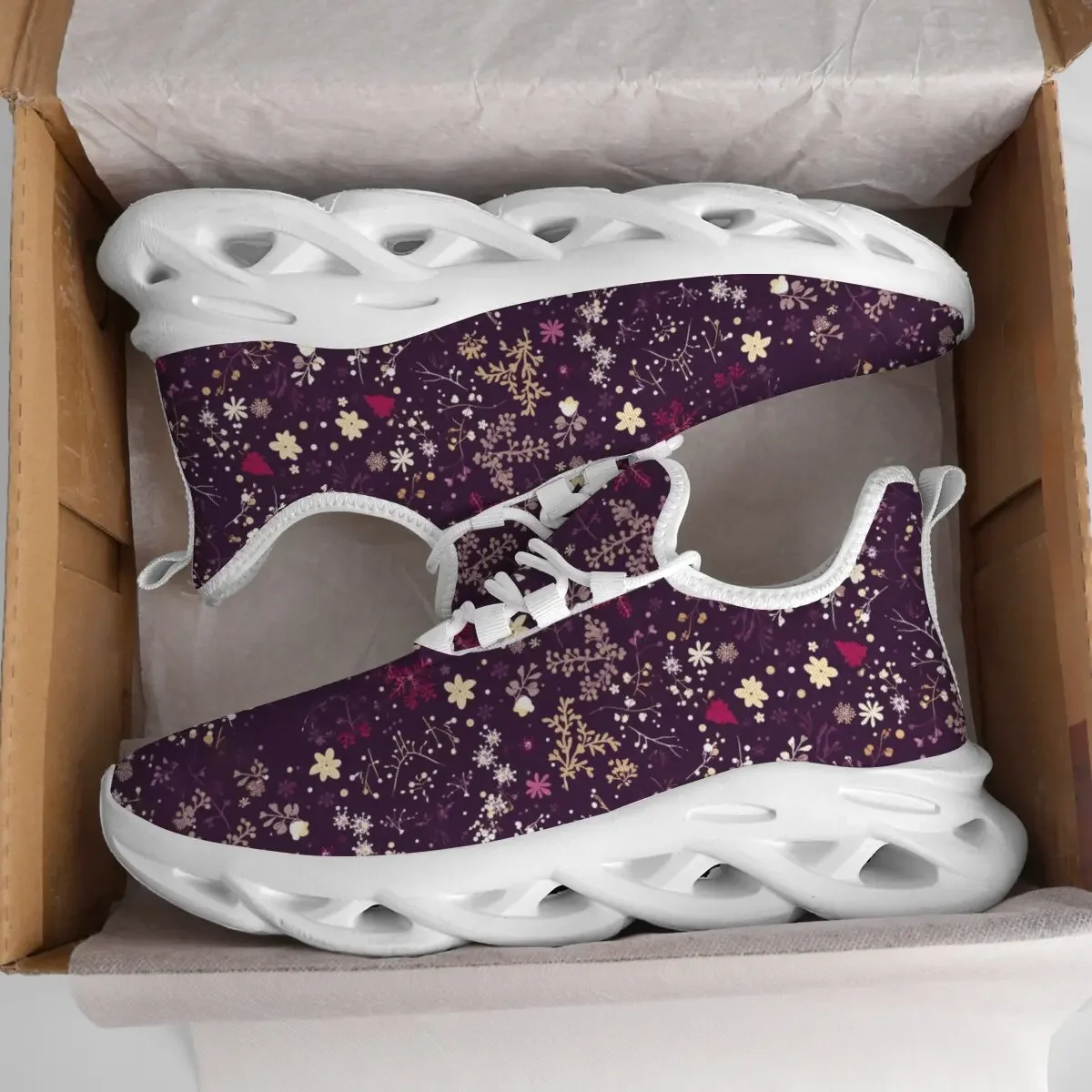 

Christmas Snowflake Print Fashionable Festive Atmosphere Couple's Flat Low-top Fly-woven Outdoor Lightweight Casual Sports Shoes