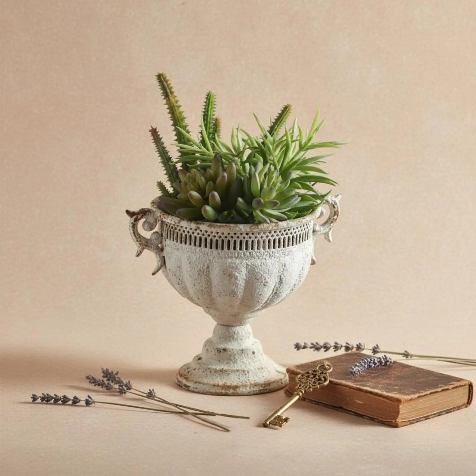 European Aesthetic Urn Vase Wedding Centerpiece Vintage Iron Vase Indoor Outdoor