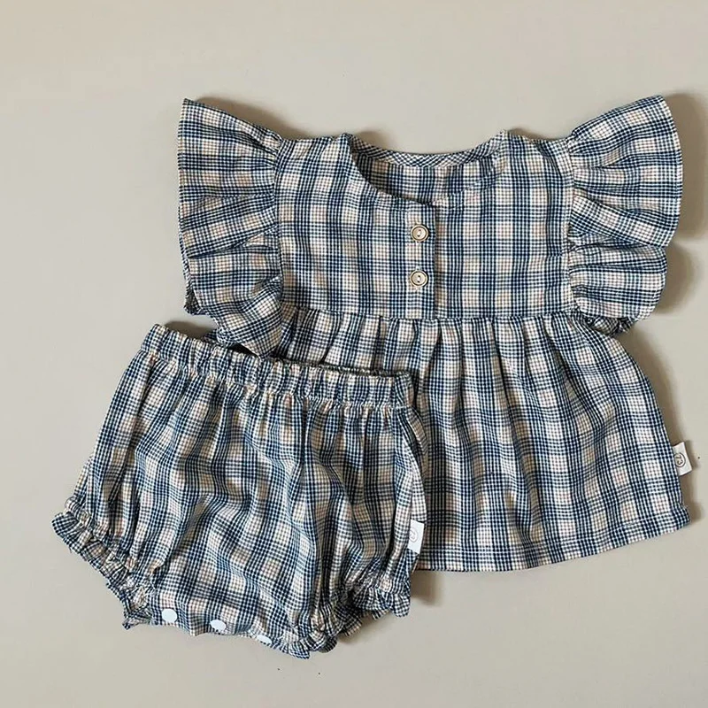 2024 New Summer Newborn Baby Girls Clothing Set Flying Sleeved Cotton Plaid Shirt+PP Shorts Korean Style Children Clothes Suit