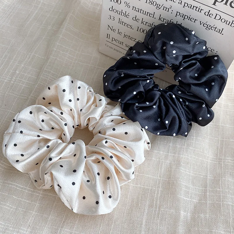 Thumbnail 4 - #9 Best Scrunchie Hair Ties to Buy In 2026