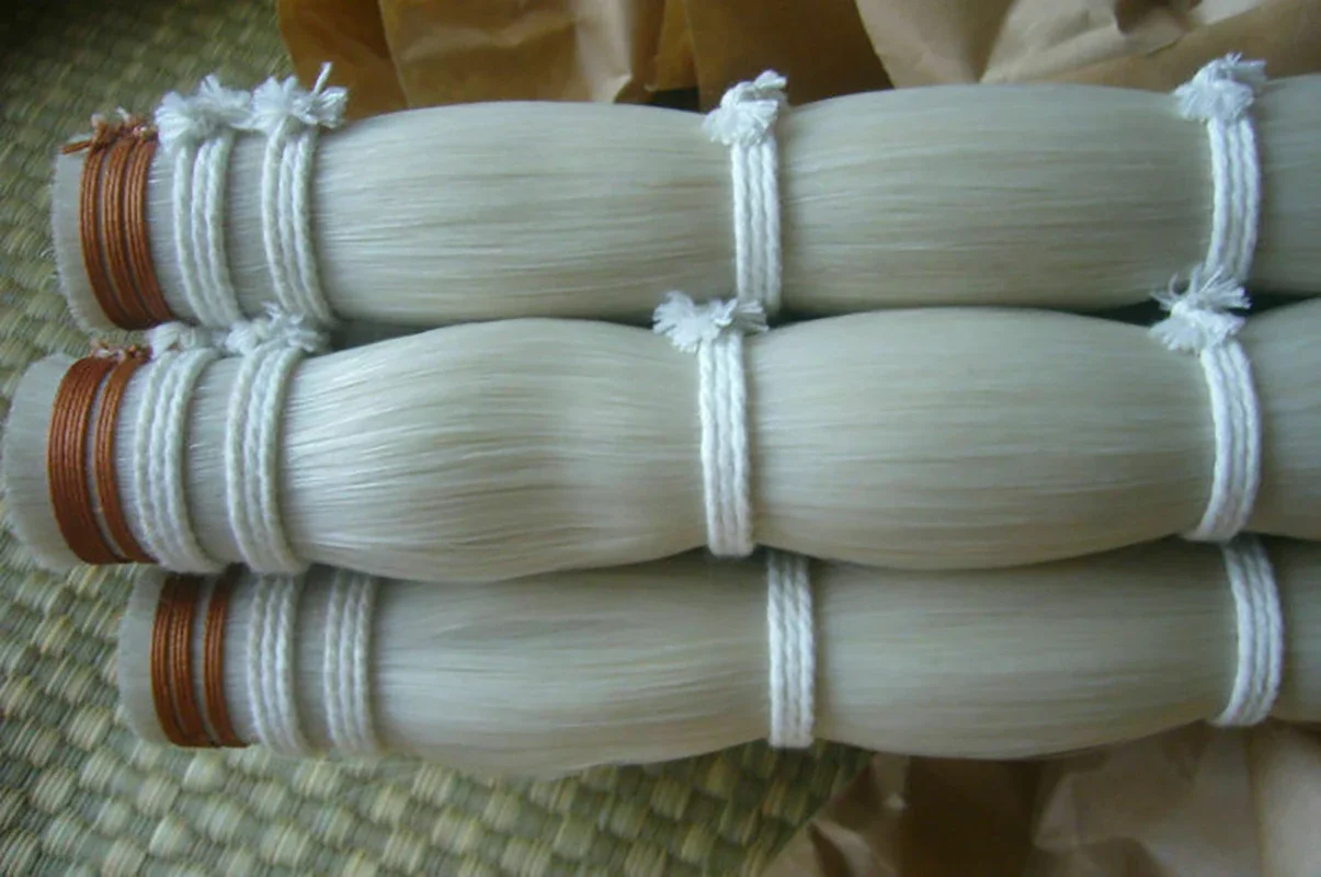 

250g Grade A Mongolian Horse Tail Hairs,White and Soft Horsehair for Cello/Violin bow hairs ,80-83cm