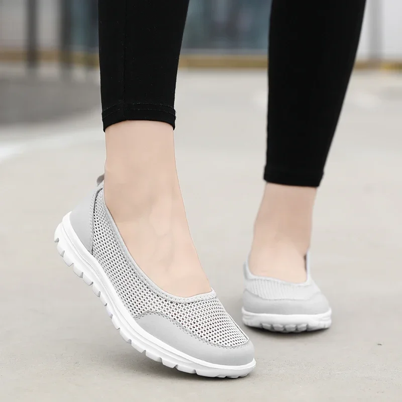 Zapatos planos de punto transpirables para mujer, zapatillas informales de suela suave con boca poco profunda, mocasines ligeros antideslizantes, talla grande 42