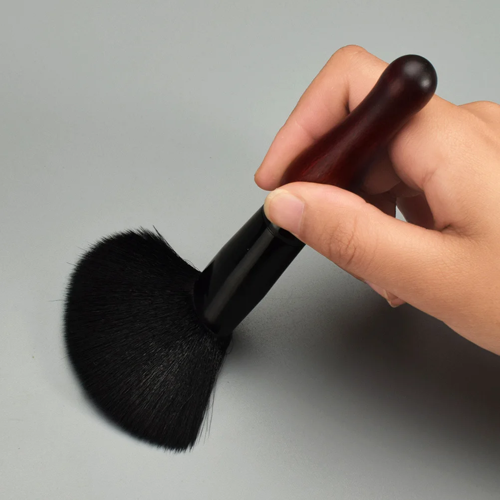 1pc punho de madeira blush escova premium fibra de náilon para pó facial acabamento natural diário profissional maquiagem uso cosméticos escova