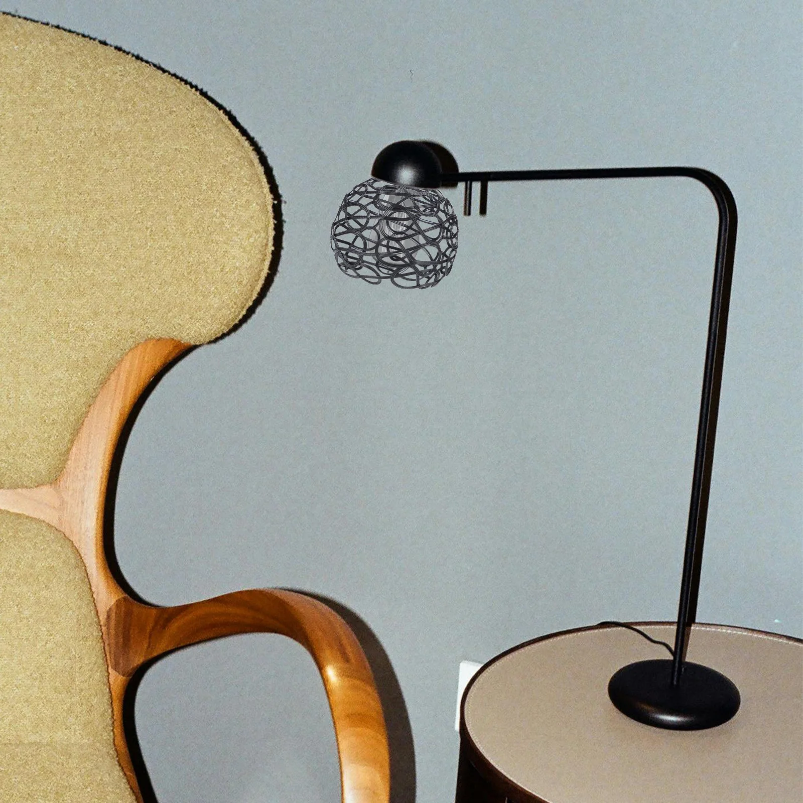 قوي الحديد الأسود عاكس الضوء الجوف خارج تصميم لغرفة المعيشة مطعم قلادة غطاء خفيف غطاء مصباح الزخرفية