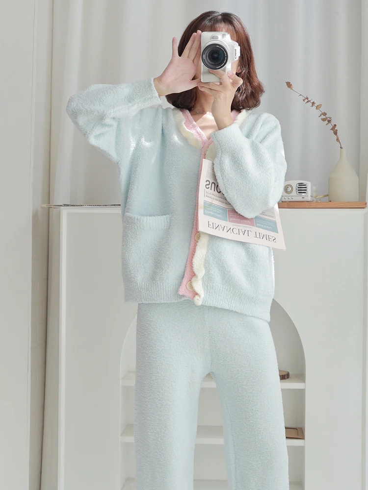 Soft Coral Velvet Pajamas Women\'s Autumn and Winter Thickened Patchwork Color French Ruffle Home Clothes