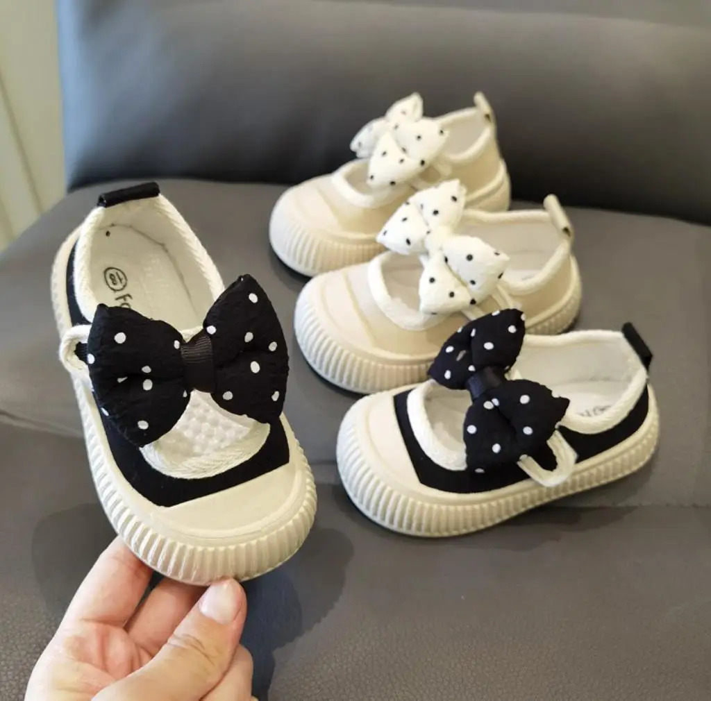 Zapatos de lona con lazo de lunares para bebés y niños pequeños, zapatillas planas de princesa de suela suave, diseño de boca cuadrada