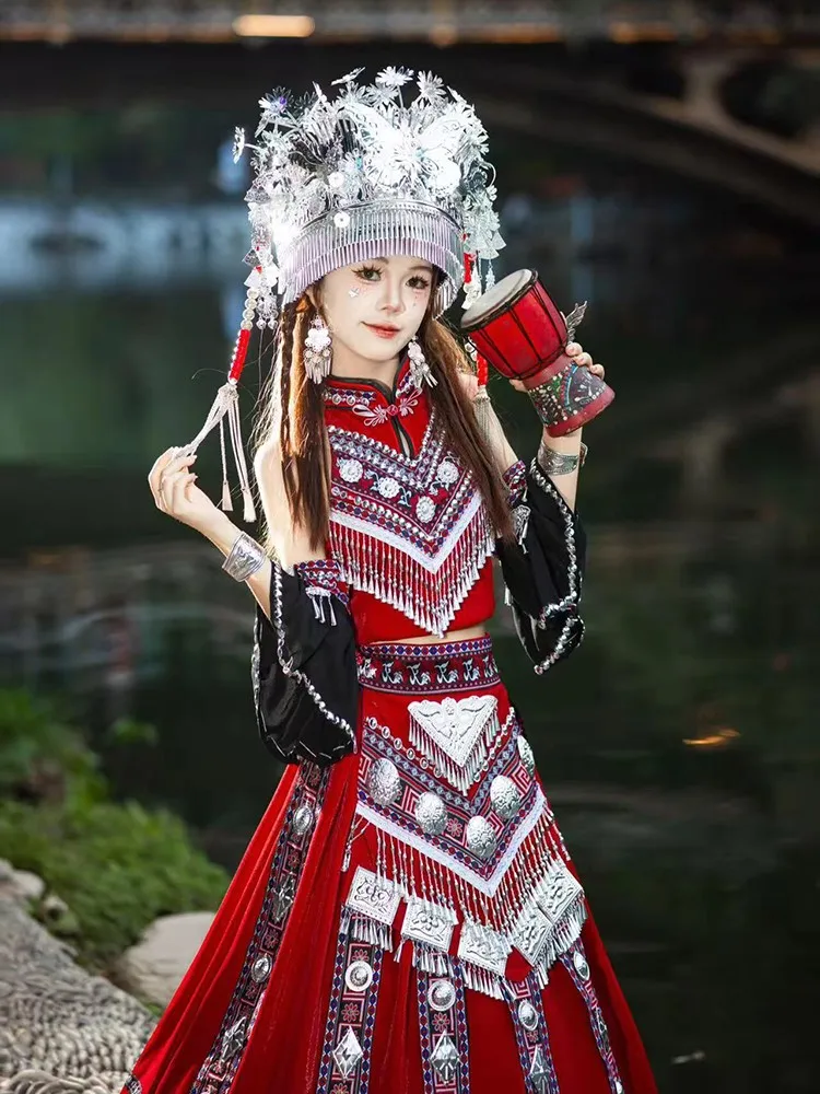 

Red stand-up collar strapless long dress set for women in ethnic costumes exotic performance costume style photography