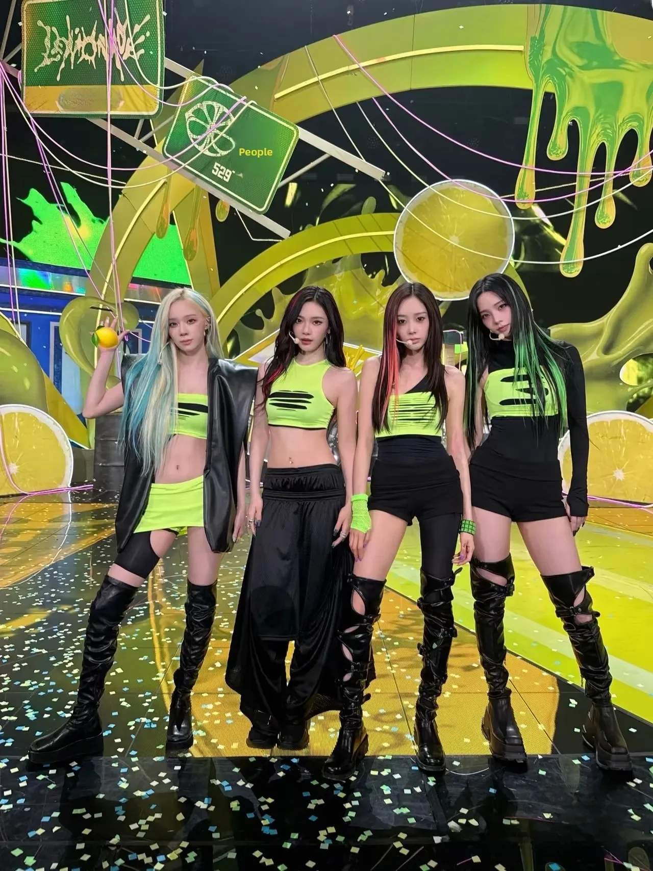 Ning Art Green Tube Top Sexy Spicy Girl Style Shoulder Bared Dance Performance Clothing Cotton Material Spring Season
