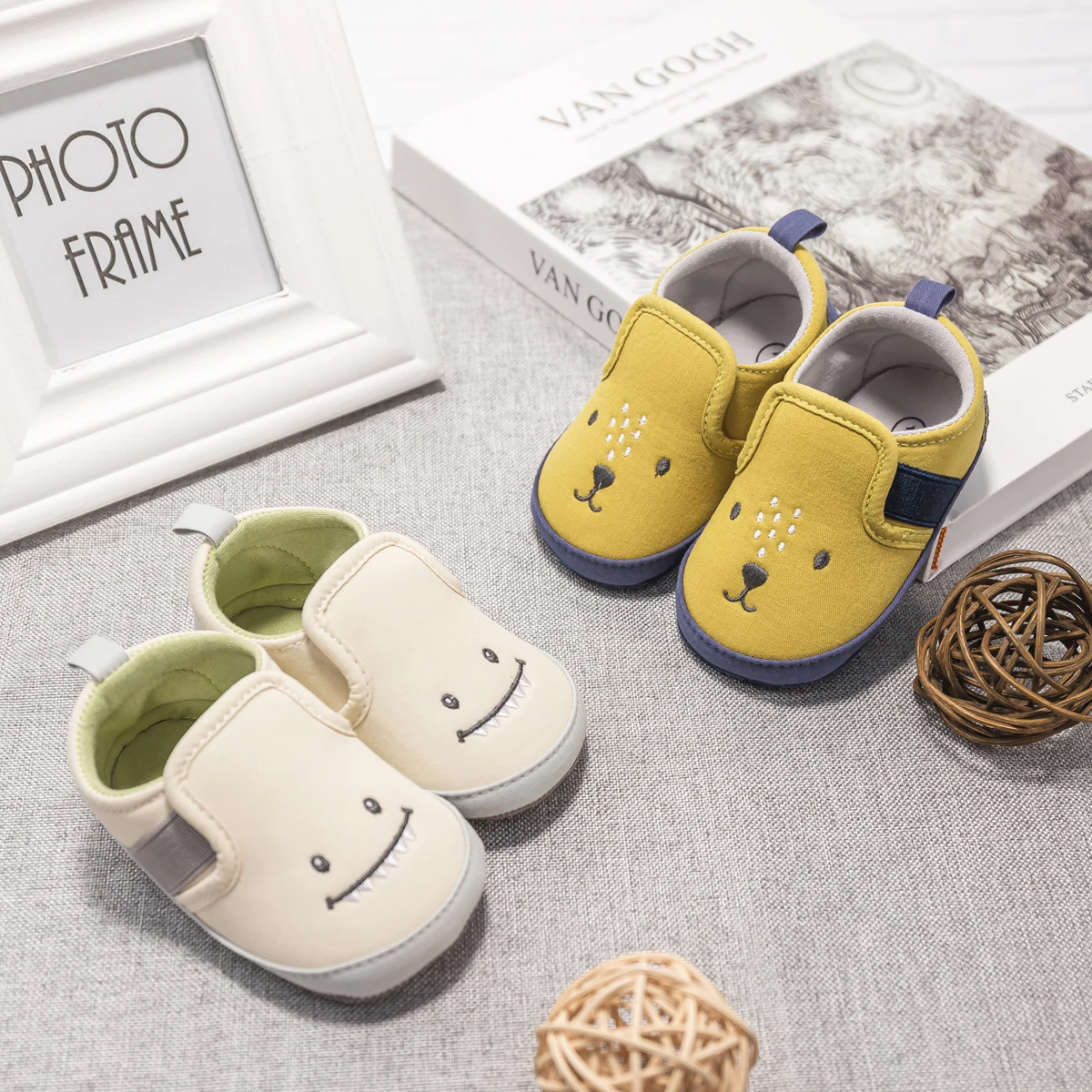 New Baby Shoes Infant Boy Girl Cotton Fabric Soft Sole Slip-on Shining Bear Newborn Toddler Crib First Walkers Moccasins Shoes