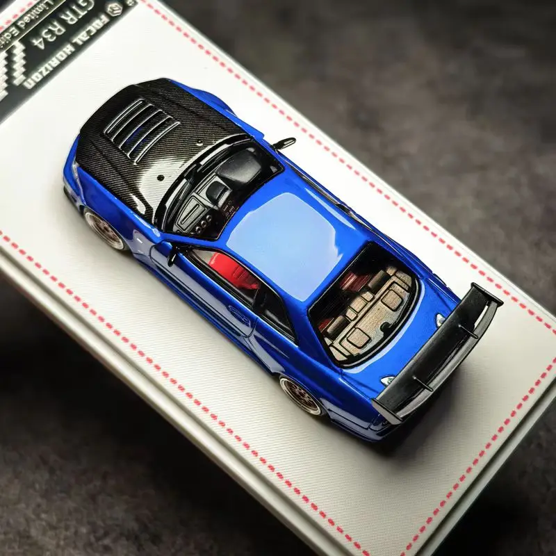 新入荷 Fh 1:64 日産 カーボンキャップ スカイライン GTR R34 Z-Tune 合金製ミニチュアダイキャスト 日産オーナメント カスタム玩具 子供向けギフト
