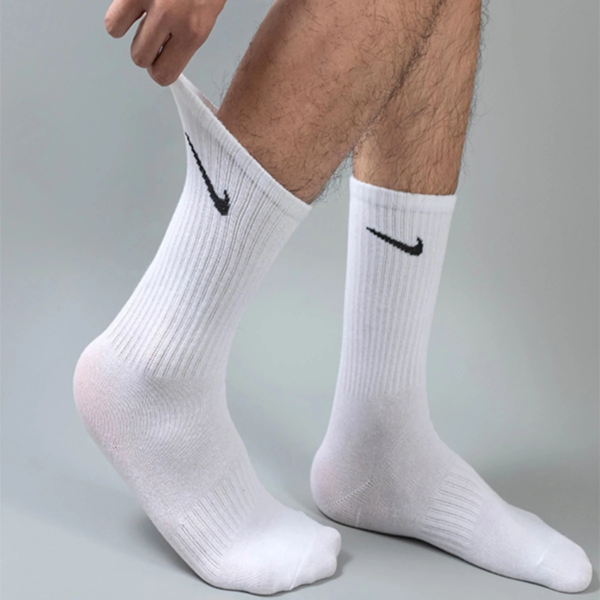 Nike Everyday Lightweight Sports Socks For Men's and Women's 3 Pairs Train Middle Barrel Black White Unisex Socks S M L