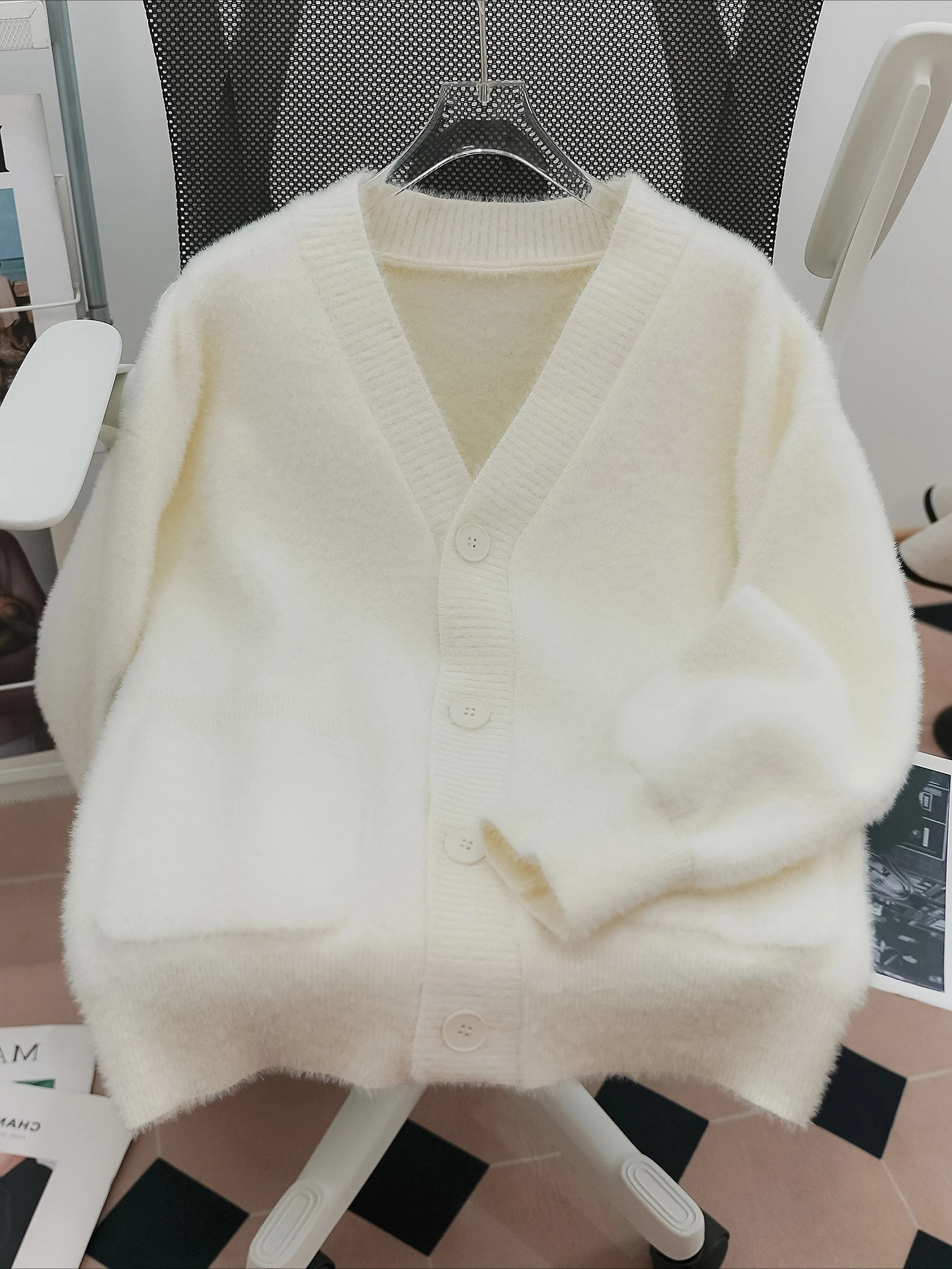 

Плюшевый пушистый вязаный кардиган, женский утолщенный теплый свободный пальто с длинными рукавами, ленивый стиль, осенне-зимняя верхняя одежда