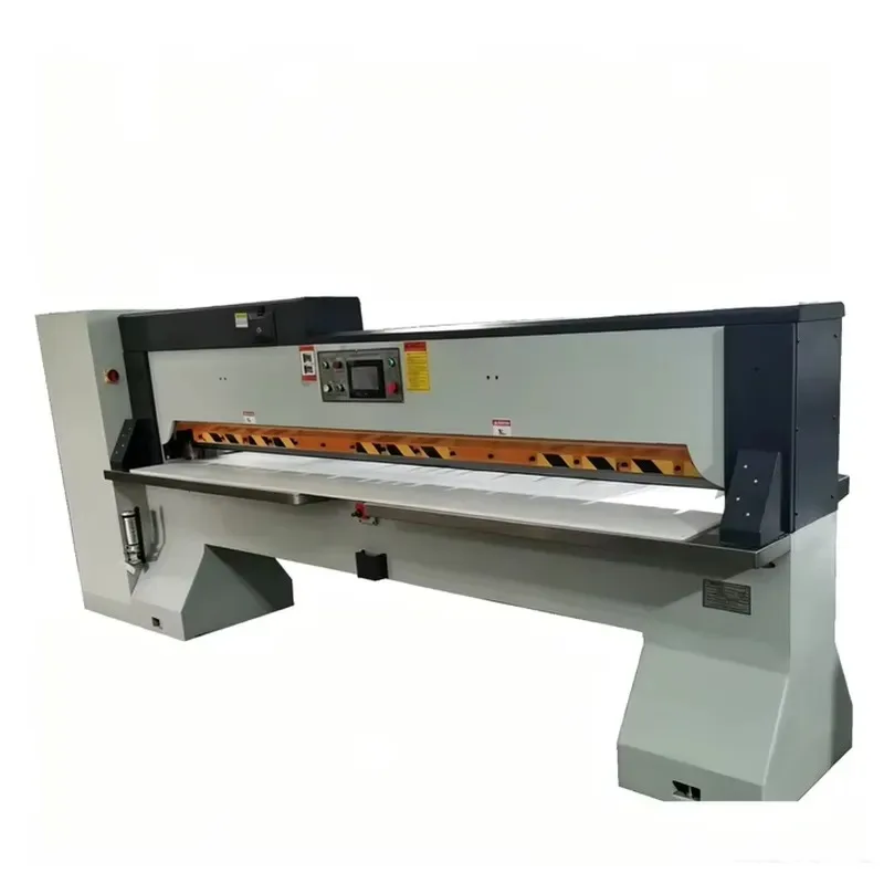 Pneumatic & Hydraulic Veneer Shearing Machine, CNC-Controlled Thin Wood Clipping & Cutting Equipment for Woodworking Industry