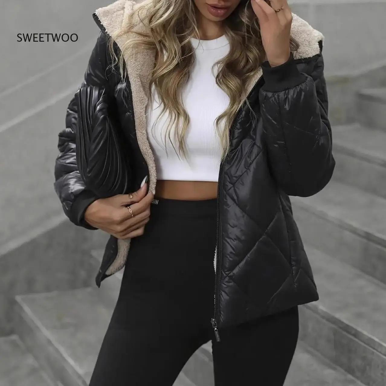 Women's Lightweight Quilted Hooded Jacket Warm Short Puffer Coat for Fall Winter