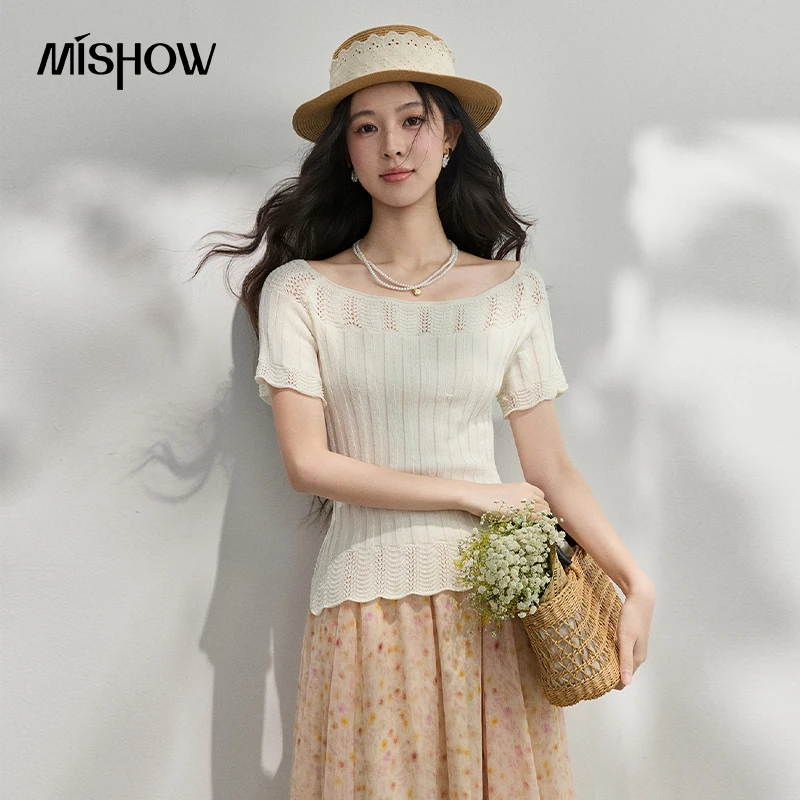 MISHOW T-shirt Femme Respirant à Paillettes Creuses Été 2026 Épaules Dénudées Amincissant la Taille Style Français Élégant Haut Tricoté MXF22Z3070