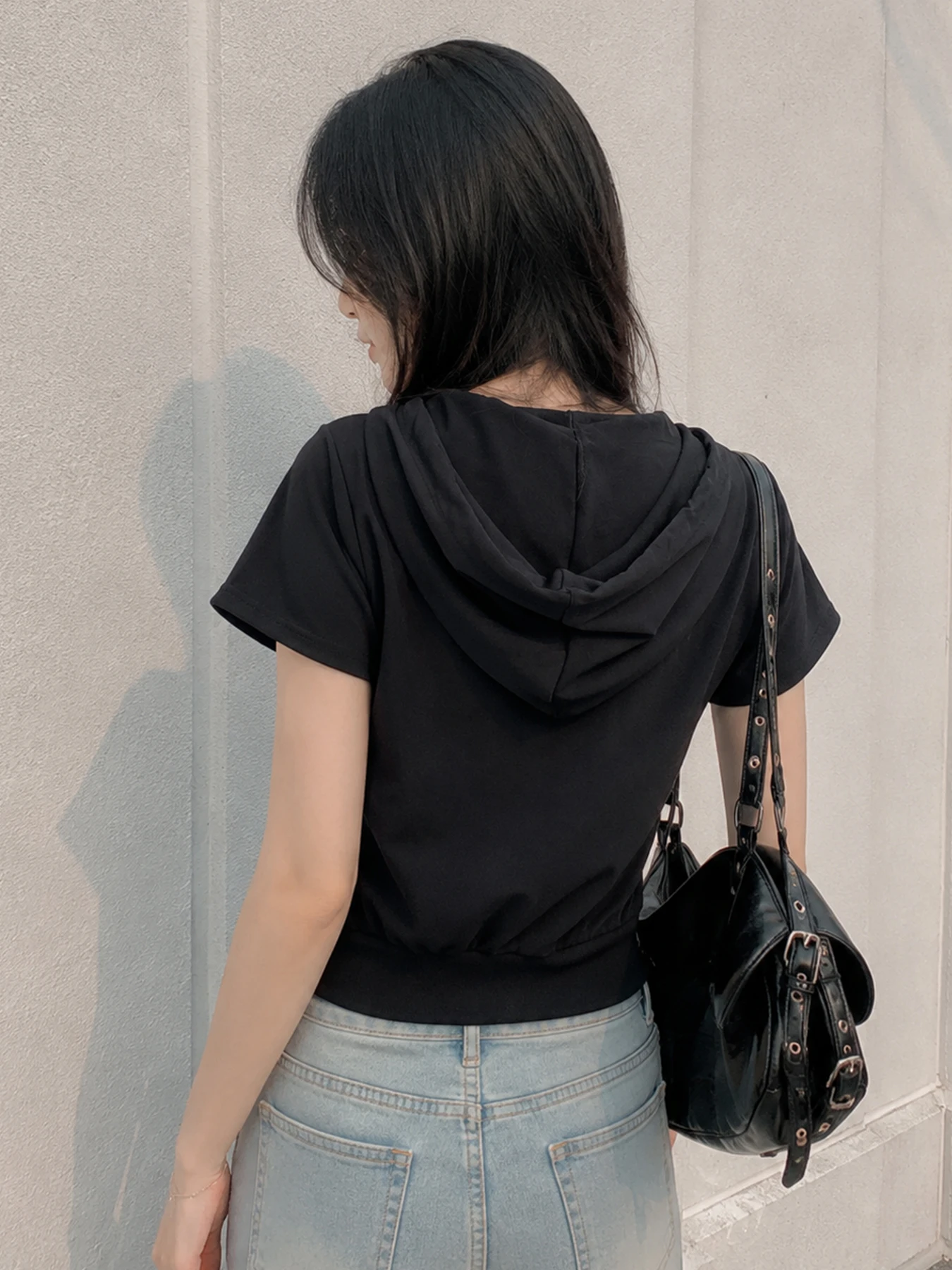Koreanisches Sommer-Hoodie mit Reißverschluss und kurzen Ärmeln, mit Taschen, süßes und cooles doppelreihiges Retro-Top im Spicy-Girl-Stil. – Detail 8