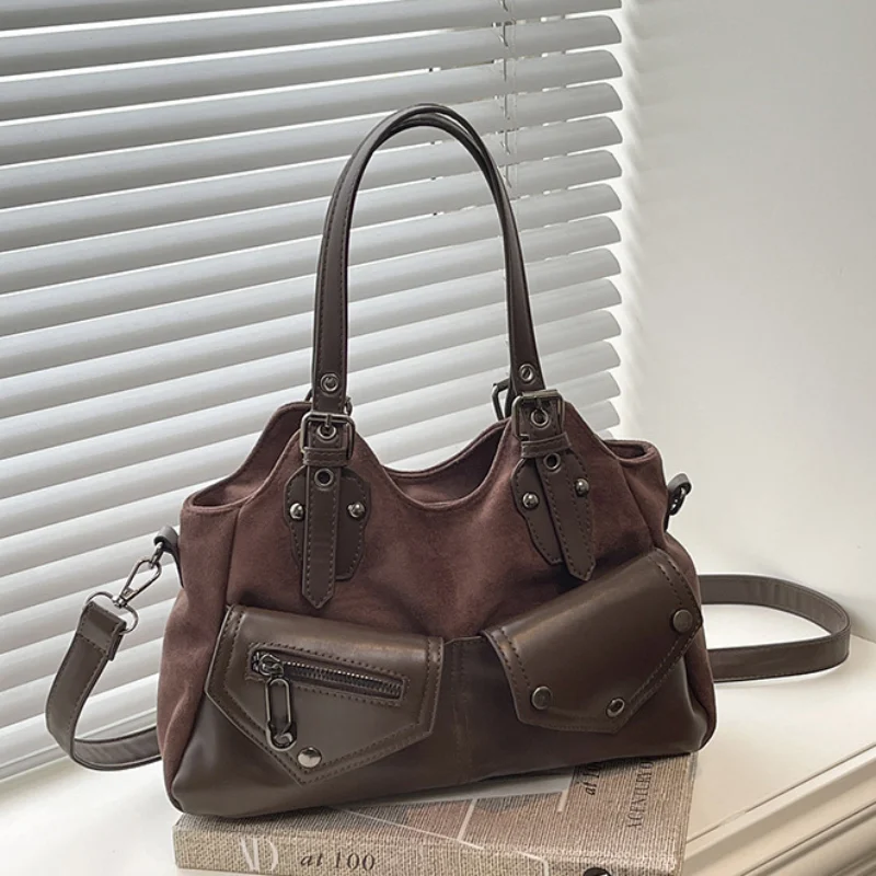 

Fashion Retro Women's Shoulder Bag Large Capacity Rivet Motorcycle Underarm Tote Bag Irregular Design Multi-pocket Crossbody Bag