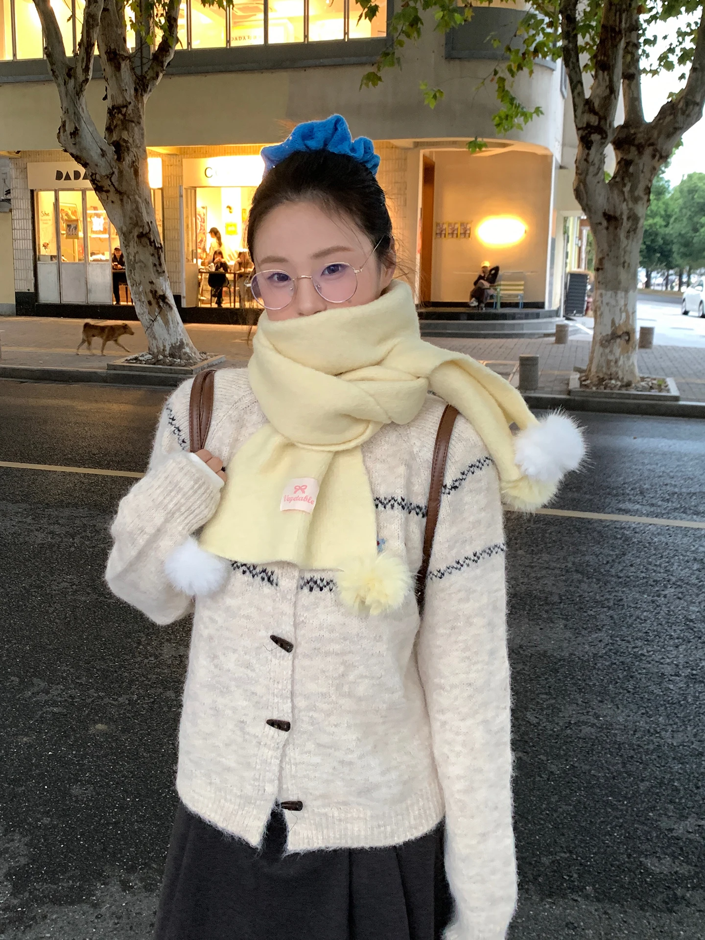 lenco-de-bola-peluda-doce-para-mulheres-inverno-versao-coreana-engrossado-a-prova-de-frio-capa-de-colarinho-de-estudante