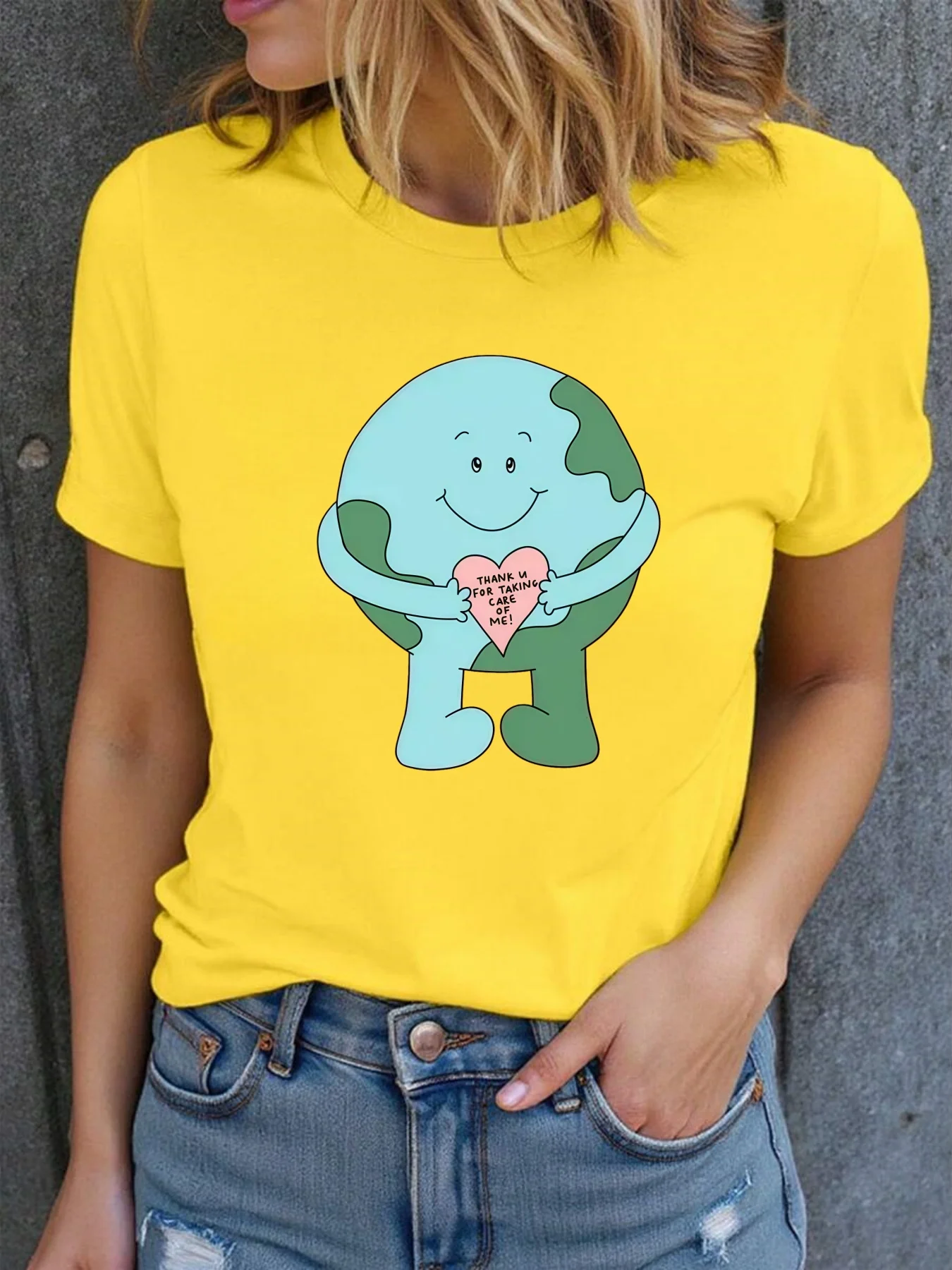 طباعة حروف بنمط الأرض الكرتونية، تي شيرت نسائي، ملابس يومية، ملابس للعطلات