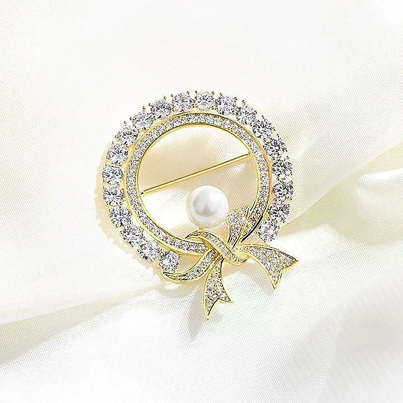Round White Crystal Pearl Cute Bowknot Brooches For Women Fashion Creative Luxury Alloy Anti-glare Lapel Clothes Fixed Pins