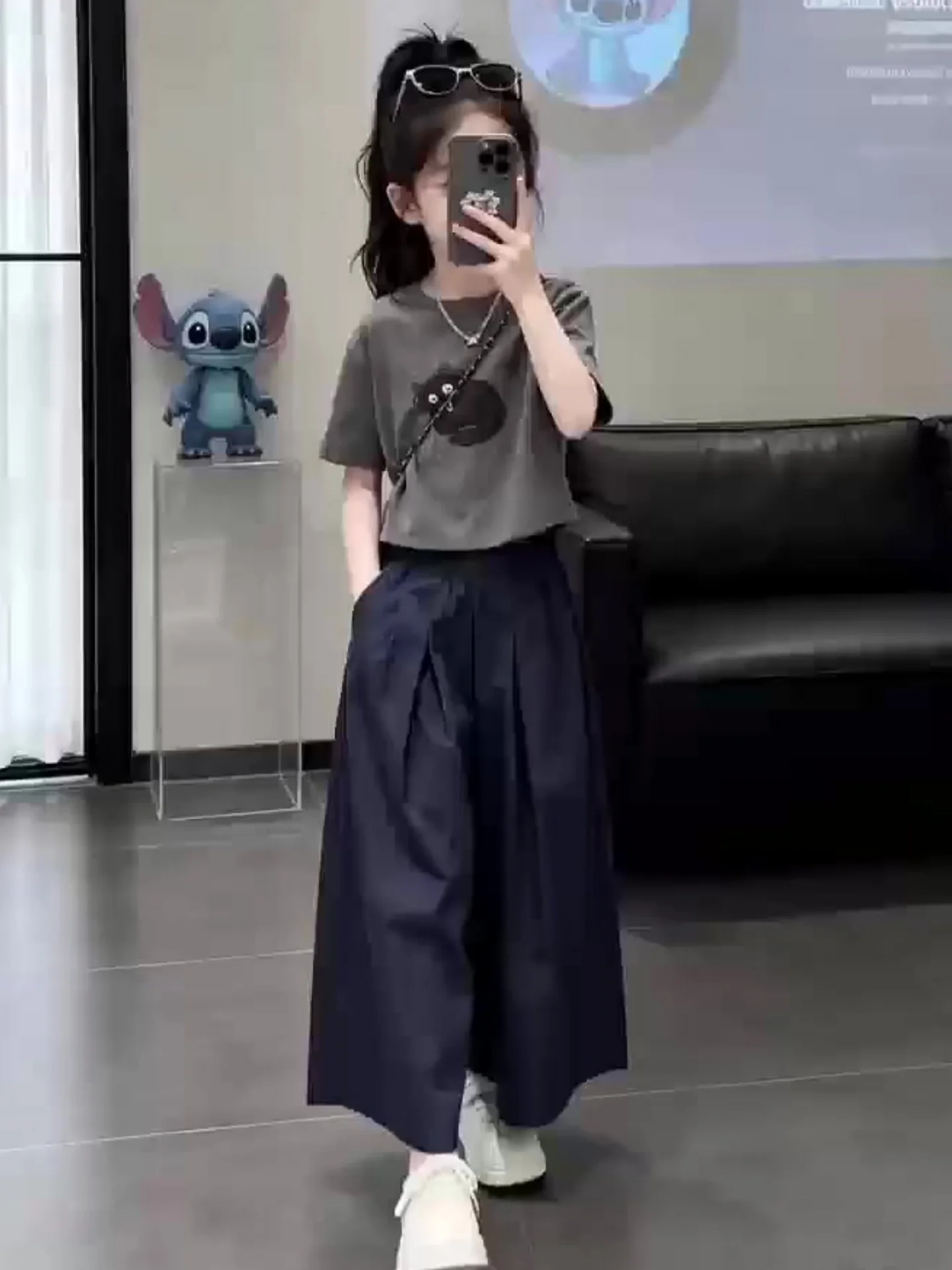 completo-estivo-di-alta-qualita-per-ragazze-pantaloni-larghi-e-t-shirt-a-maniche-corte-set-due-pezzi-casual-e-alla-moda-in-misto-cotone
