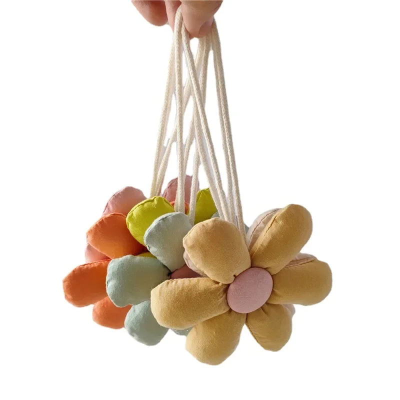 Gevulde pluche snoep kleur stof bloem sleutelhanger schattige bloemvorm sleutelhanger voor meisje rugzak hanger tassen decoratie accessoires