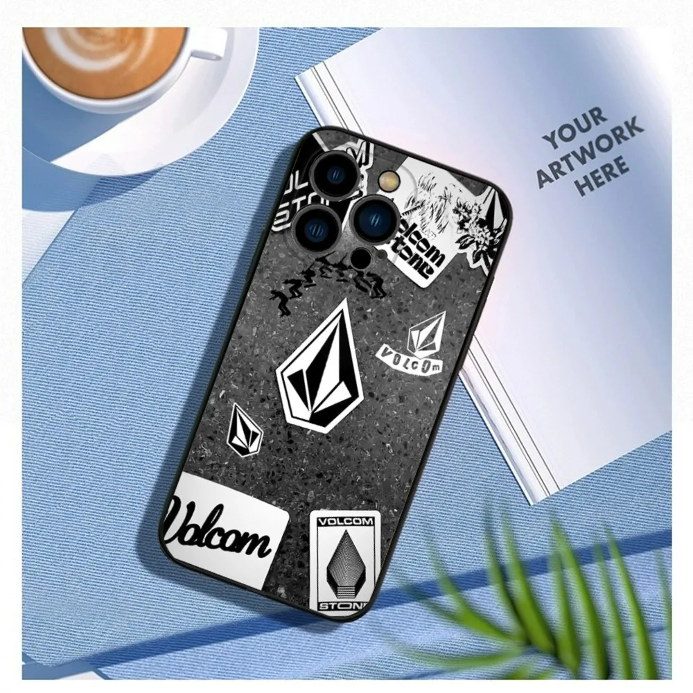 L-Luxury V-VOLCOM-S Sport Style Phone Case For iPhone 16,15,14,13,12 Mini 11 Pro XR,X,XS,MAX 7,8 Plus Silicone Cover Soft Black