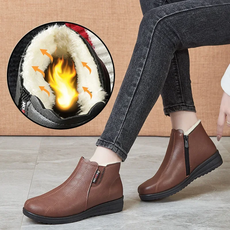 Hot Selling Soft Leather Women Shoe Winter Soft Soled Midd-leaged Elderly Ankle Boot Mom Cotton Plush Women Boot Leather Shoes