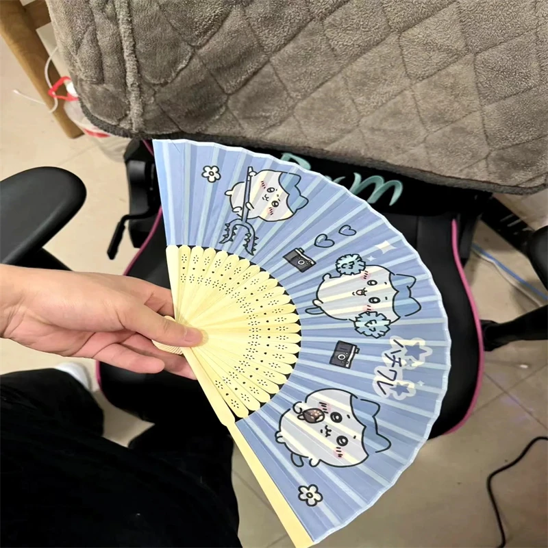 

Kawaii Miniso Chiikawa Fan Hachiware Usagi Cute Anime Portable Bamboo Fan Cartoon Folding Fan Summer Cute Fan