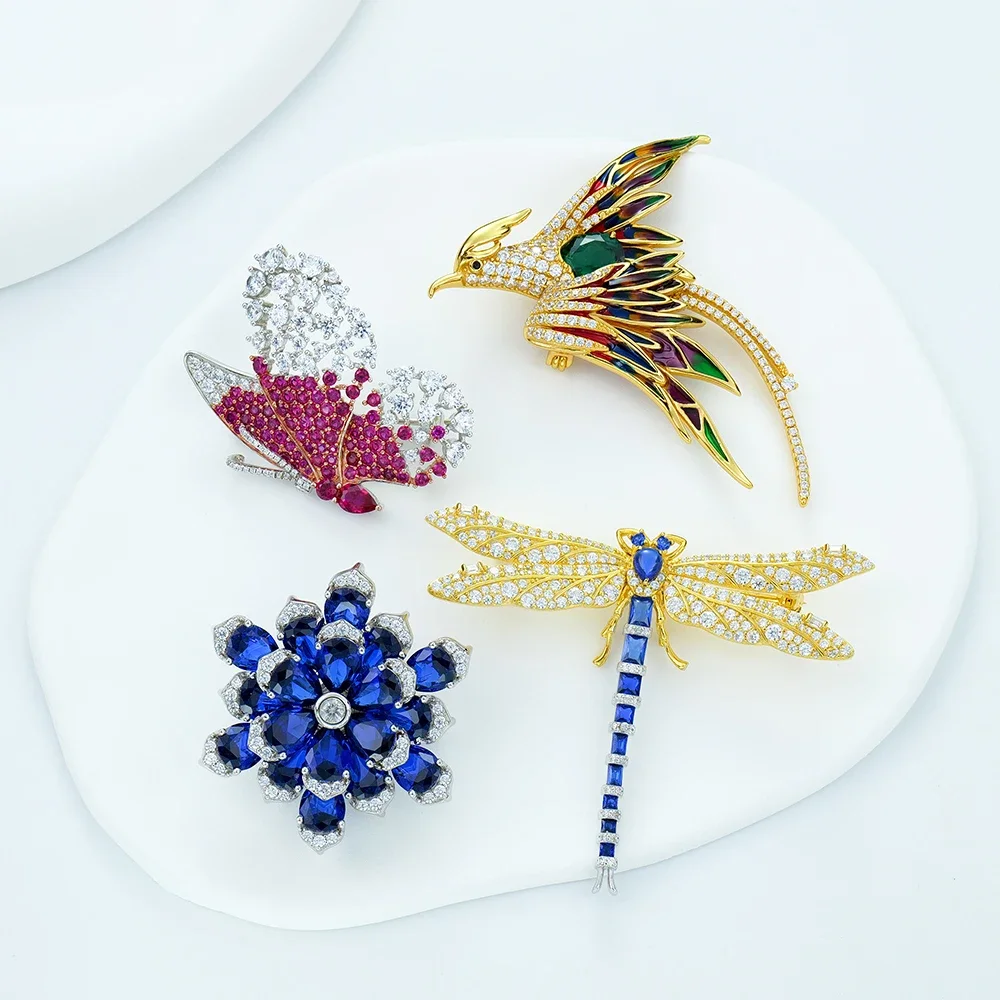 

Stocks Trendy Fine Jewelry S925 Pin Brooch Enchantinaly Beautiful Blue Flower Design With CZ Stones Luxury Jewelry