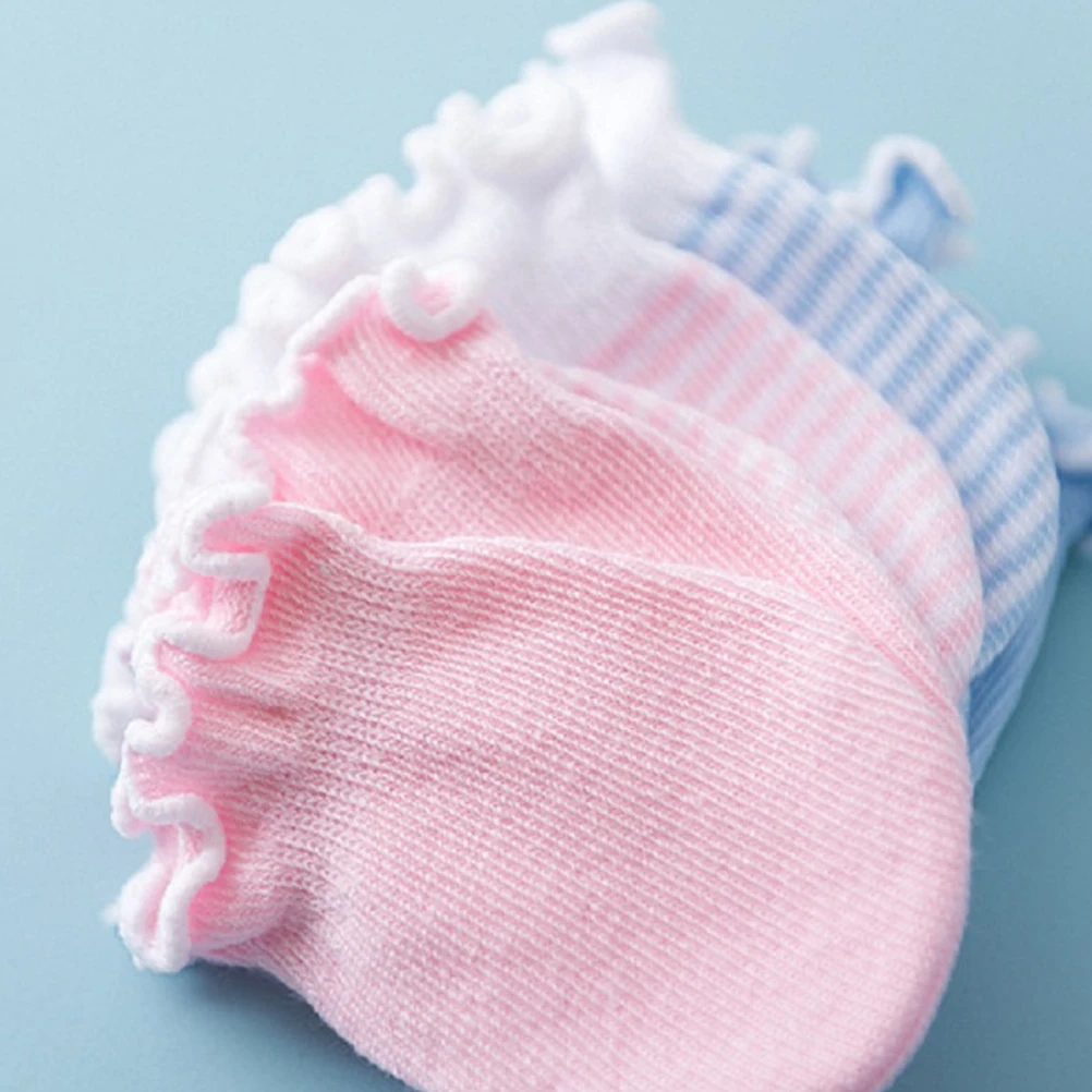 4 paia di calzini per neonati Guanti per bambini alla moda Assorbimento dell'umidità Caldi flessibili antiscivolo Vestibilità comoda per i più piccoli appena nati tutto l'anno