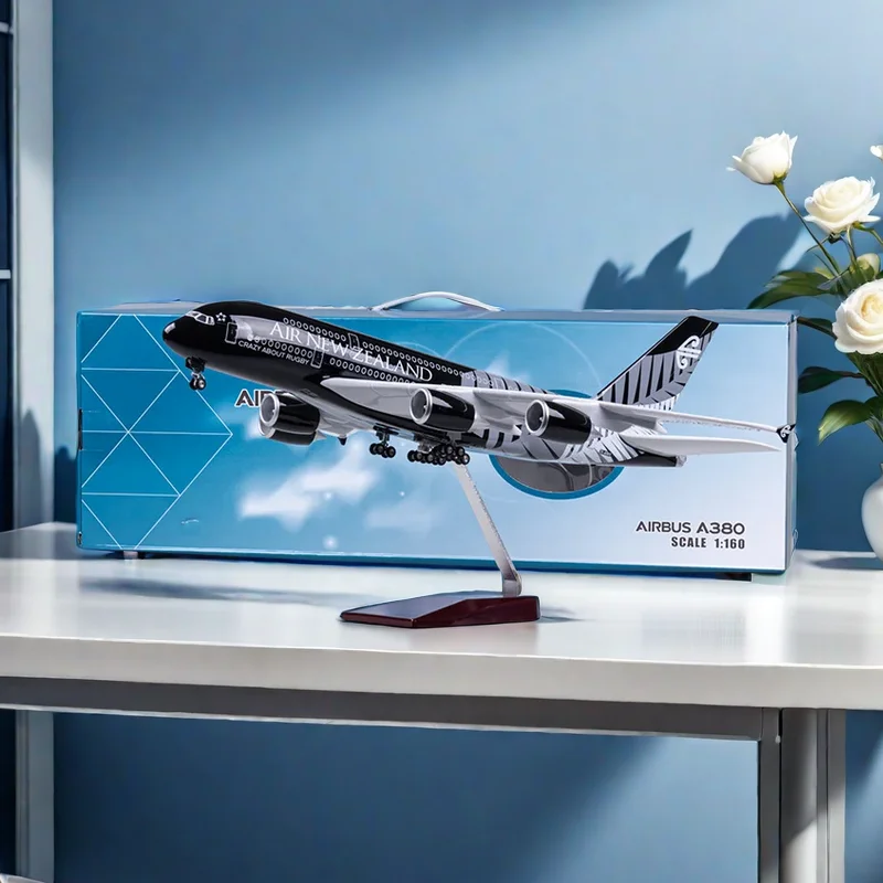 

47CM A380 Newzealand Aircraft New Zealand Airlines Model W Light and Wheel Landing Gear Diecast Plastic Resin Plane Toy