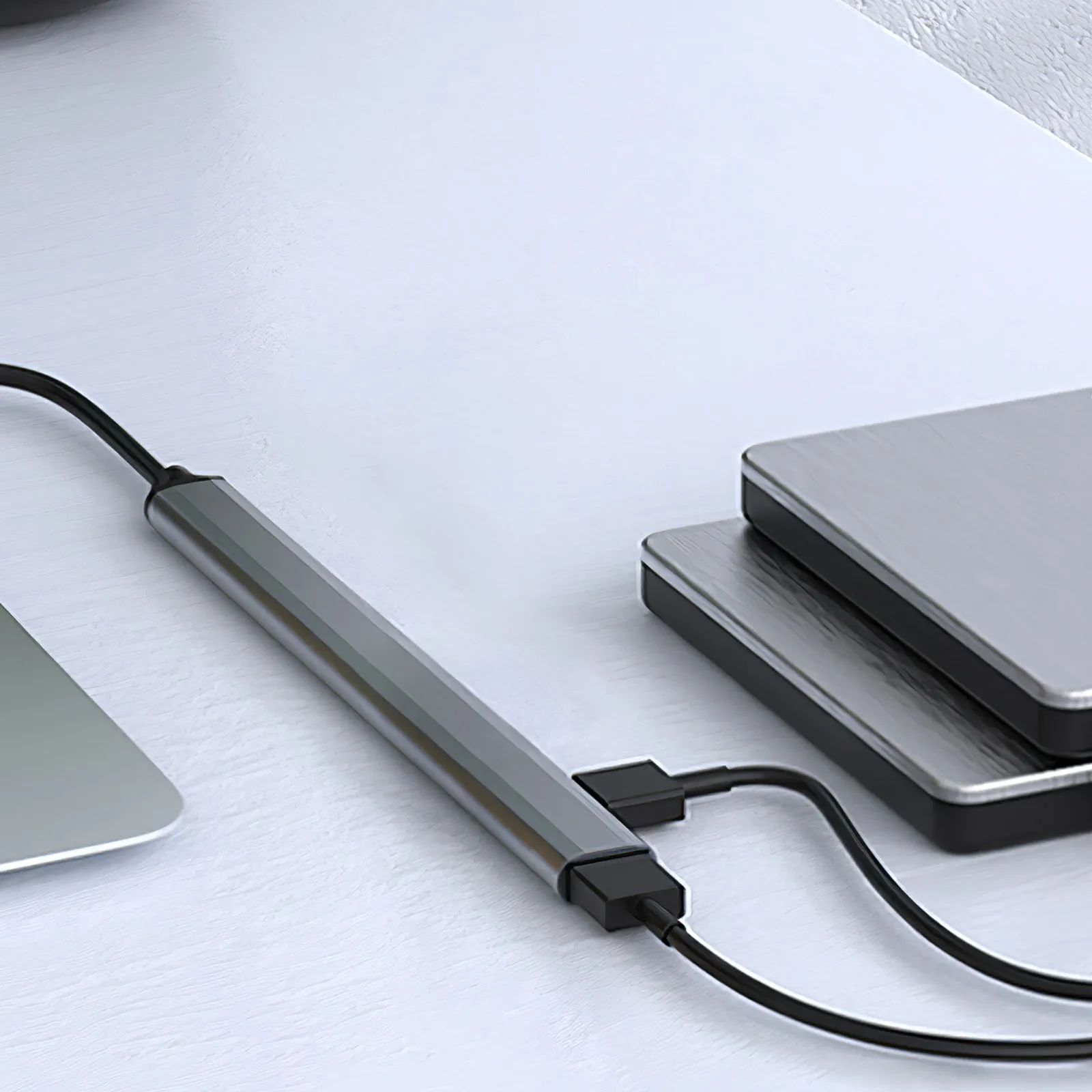 7 Port USB Extension Hub Aluminum Alloy Multiple USB Ports Adapter for Laptop Computer High Speed Data Transfer