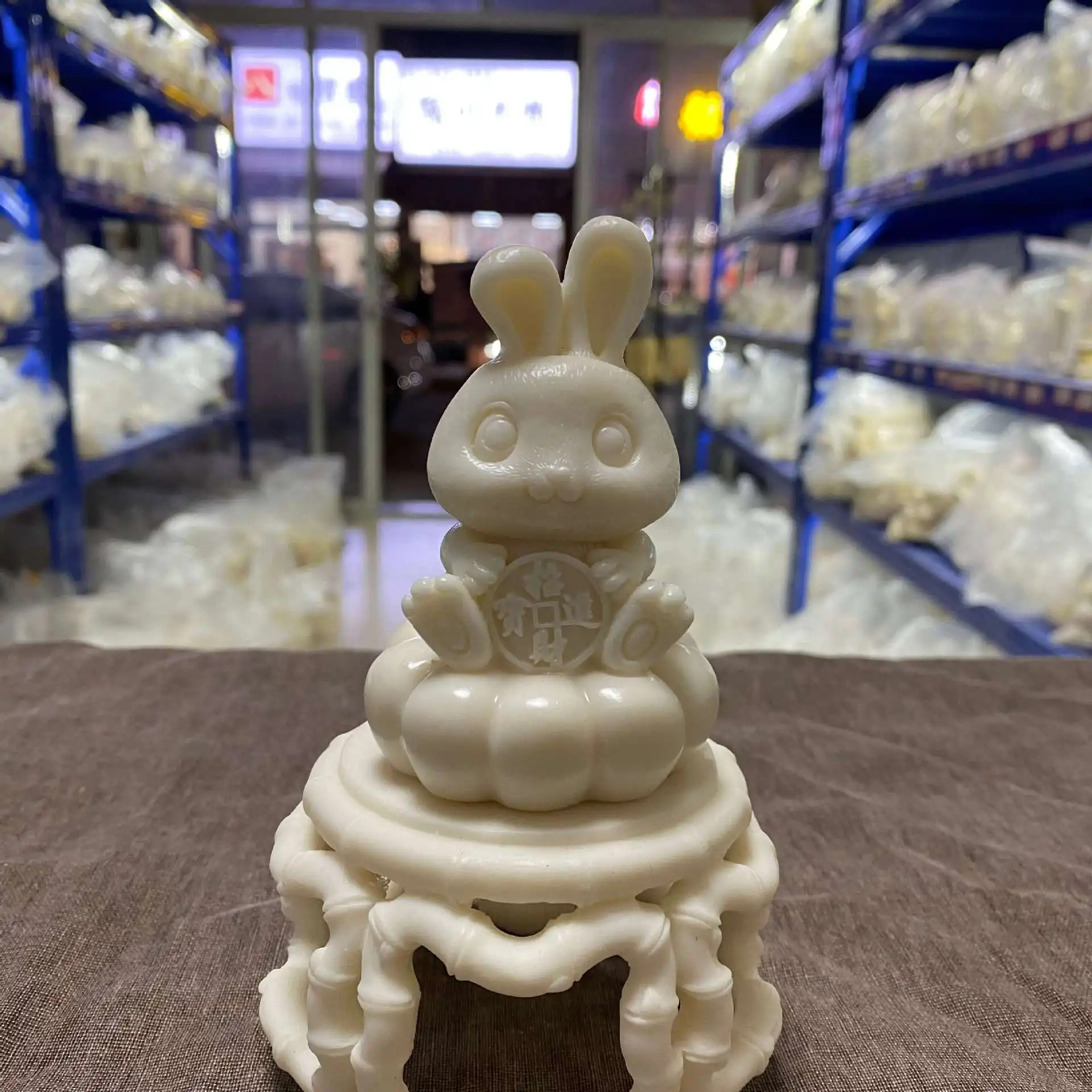 Ivory Nut Carved Cute Rabbit With Pumpkin Figurine 9*5.9cm Car Office Tea Table Decor Craft Ornament