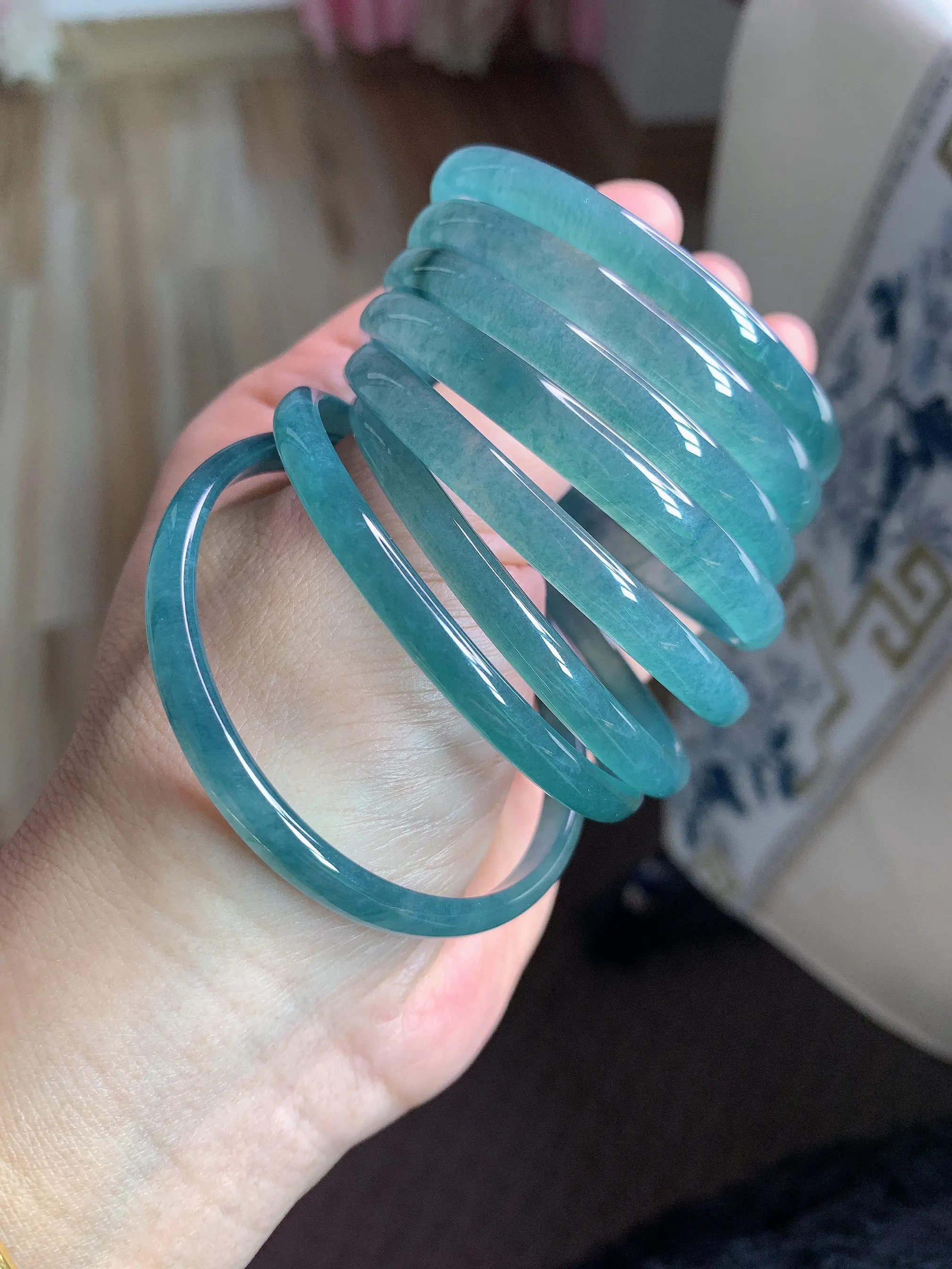 

Браслет из натурального жадеита, Гватемала, синий, с полосками, красивый нефритовый браслет