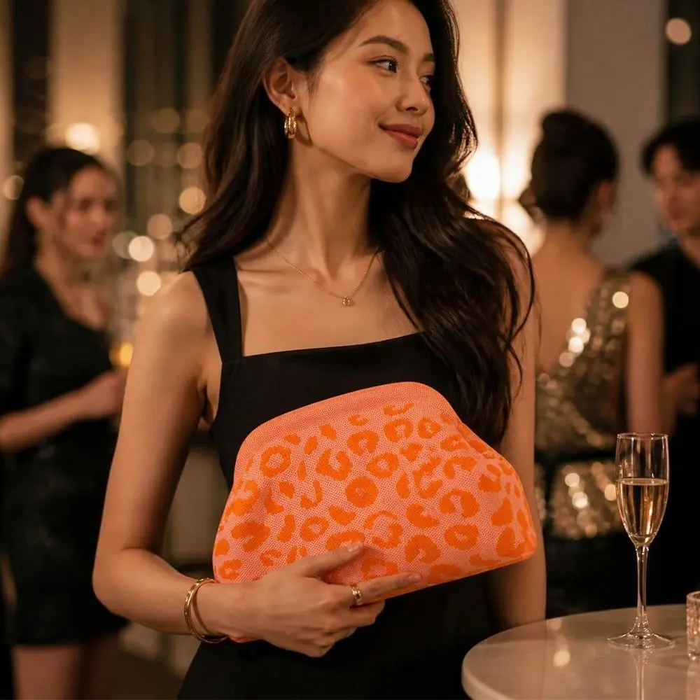 Fashion Polyester Clutch Bag Leopard Print Knitted Fabric Clip Bag Clip Closure Large Capacity Hand Bag Shopping