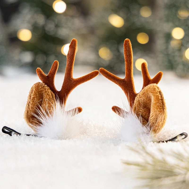 مشابك شعر قرن الوعل الرنة مع إكسسوارات شعر عيد الميلاد للنساء من بوم بومس والأذنين، مثالية للاحتفالات الموسمية