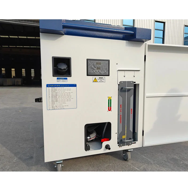 AccTek Laser 6000W Handheld Continuous Constant Laser Cleaning Machine for Ship Cleaning