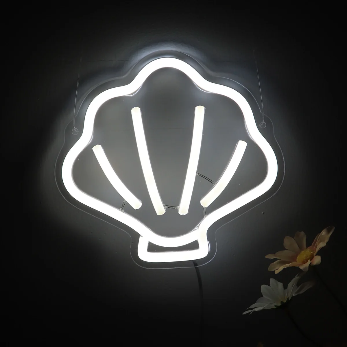 

1PC White Shell LED Wall Art Neon Sign Light Night Lamp Mood Lights For Room Sea Food Shop Party Club Decoration 7.48''*7.09''