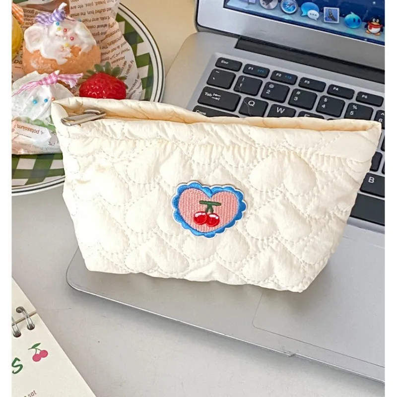 Love Embroidered Mini Makeup Bag Quilting Small Zipper Wallet Women Girls Portable Coin Purse Key Lipstick Sundries Storage Bag