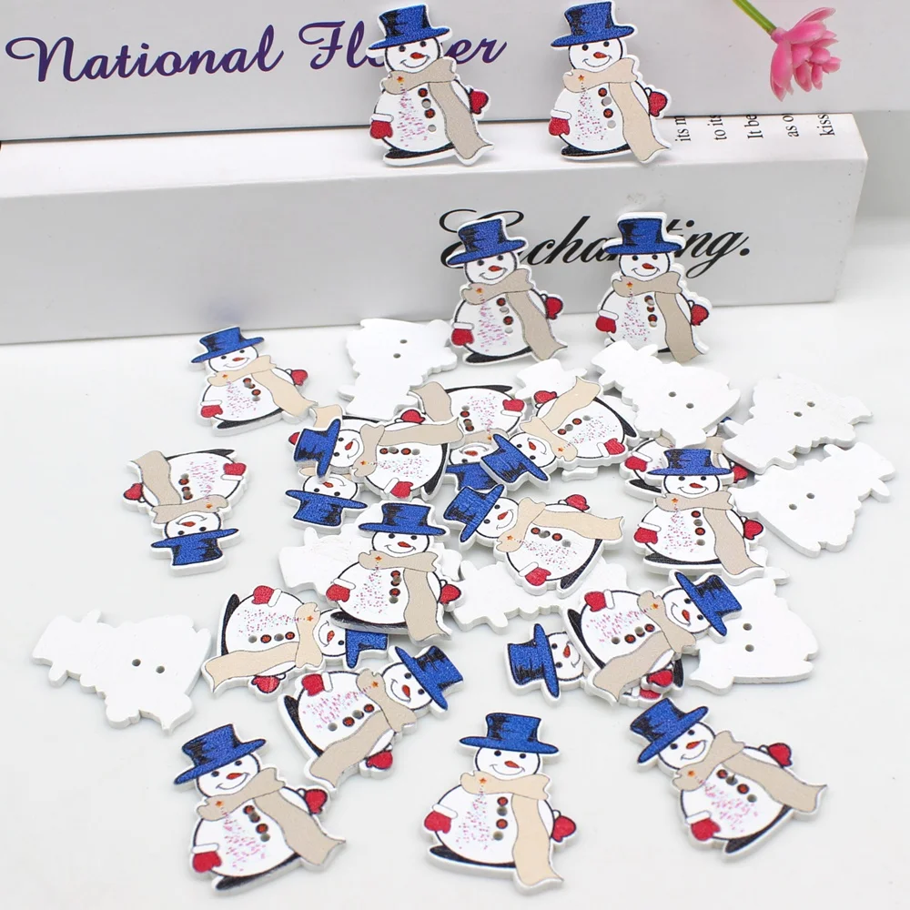 50pcs/lot Christmas snowman cartoon buttons for Decorative for Crafts accessories Scrapbook  2 Holes Sewing Wooden Buttons