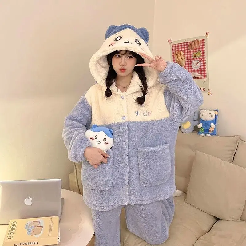 Winter Flannel Chiikawa Pajamas Women\'s Coral Fleece Thickened Hooded Suit Kawaii Cute Girls Cartoon Home Clothes Warmth Robe