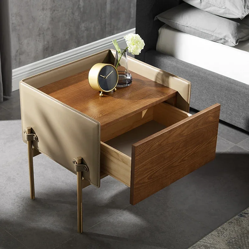 In Stock Nordic Lamp Modern Wheels Bedside Table With Wireless Charging