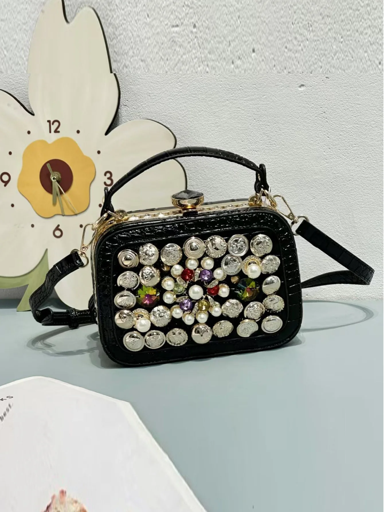 Women's Fashion Elegant Badge Beaded Handbag Personalized Rhinestone Elegant Celebrity All-match Shoulder Bag